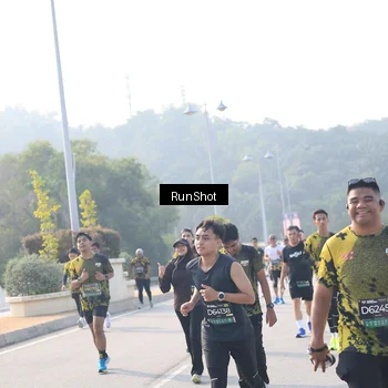 Runner Photo 6911404
