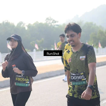 Runner Photo 6911413