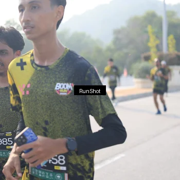 Runner Photo 6911426