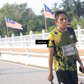 Runner Photo 6911449