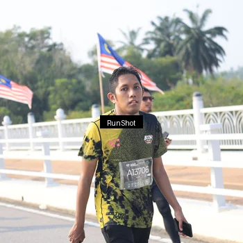Runner Photo 6911463
