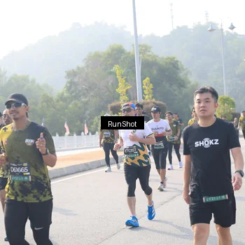 Runner Photo 6911482
