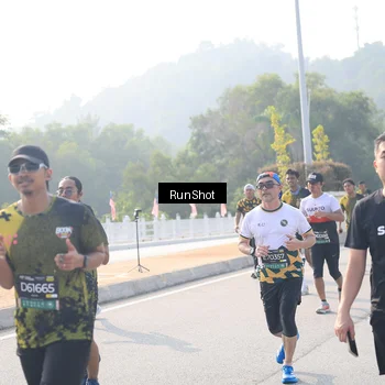 Runner Photo 6911491