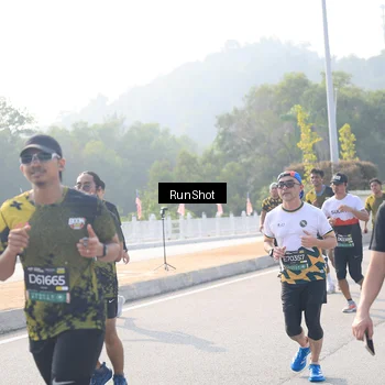 Runner Photo 6911493