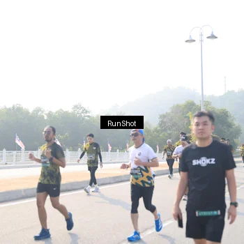 Runner Photo 6911509