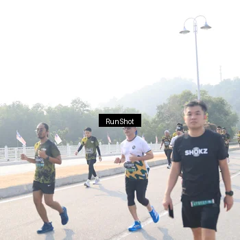 Runner Photo 6911511