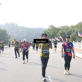 Runner Photo 6911515