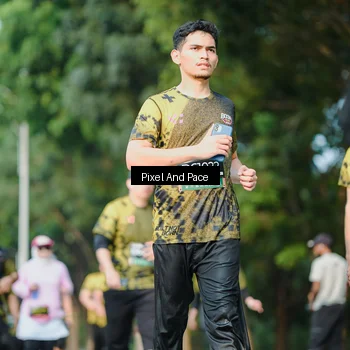Runner Photo 6911521
