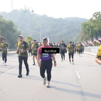 Runner Photo 6911541