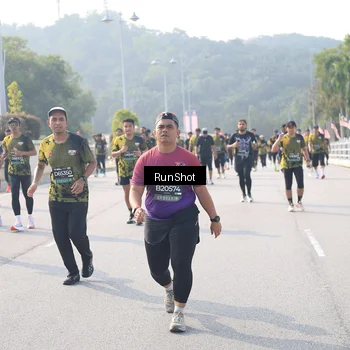 Runner Photo 6911555