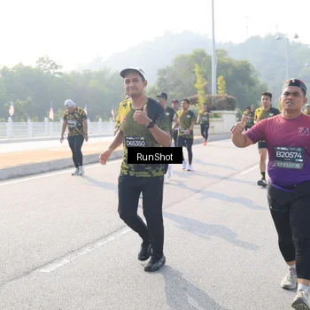 Runner Photo 6911616