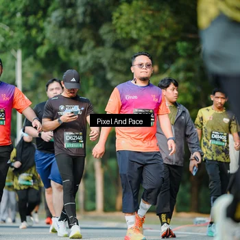 Runner Photo 6911632