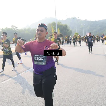 Runner Photo 6911636