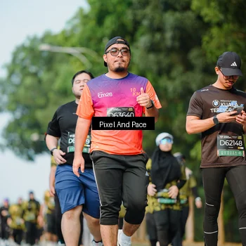 Runner Photo 6911658