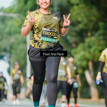 Runner Photo 6911678