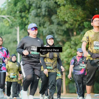 Runner Photo 6911701