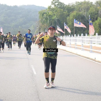 Runner Photo 6911719