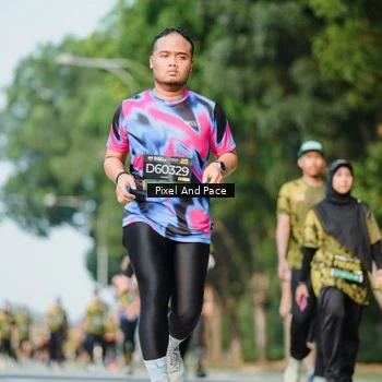 Runner Photo 6911720