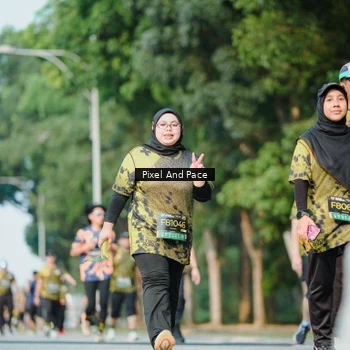 Runner Photo 6911722