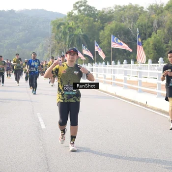 Runner Photo 6911724