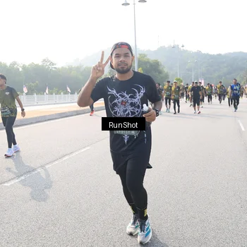Runner Photo 6911758