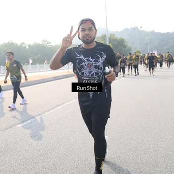 Runner Photo 6911767
