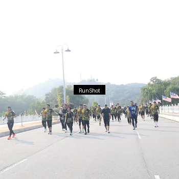 Runner Photo 6911801