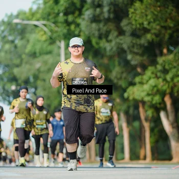 Runner Photo 6911804