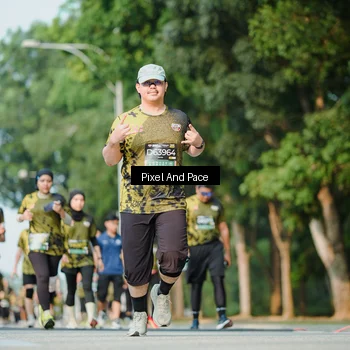 Runner Photo 6911811