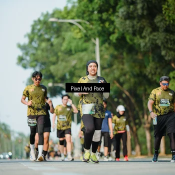 Runner Photo 6911815
