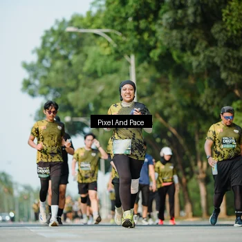 Runner Photo 6911819