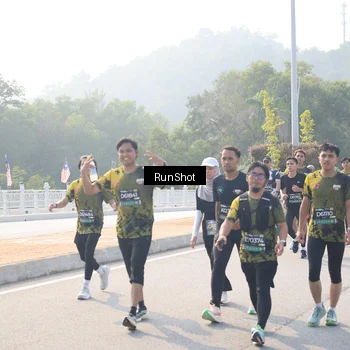 Runner Photo 6911830