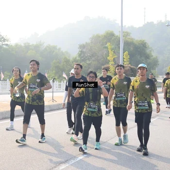 Runner Photo 6911841