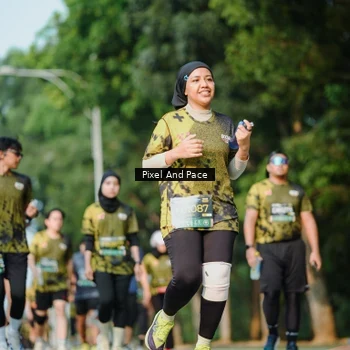 Runner Photo 6911848