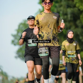 Runner Photo 6911862