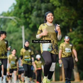 Runner Photo 6911868