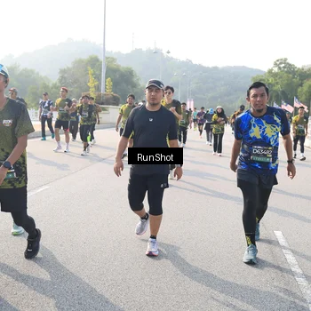 Runner Photo 6911921