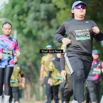 Runner Photo 6911953