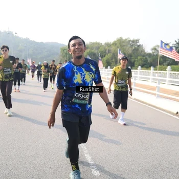 Runner Photo 6911961