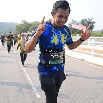 Runner Photo 6911992