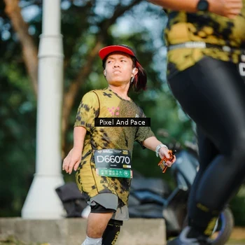 Runner Photo 6912000