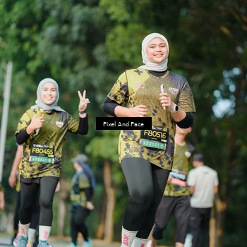 Runner Photo 6912025