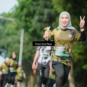 Runner Photo 6912037