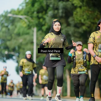 Runner Photo 6912057