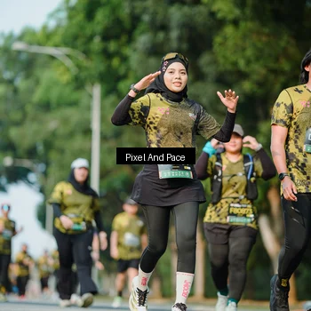 Runner Photo 6912059