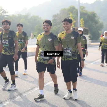 Runner Photo 6912062