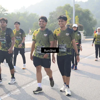 Runner Photo 6912065
