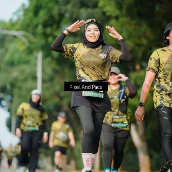 Runner Photo 6912070