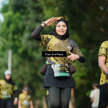 Runner Photo 6912088