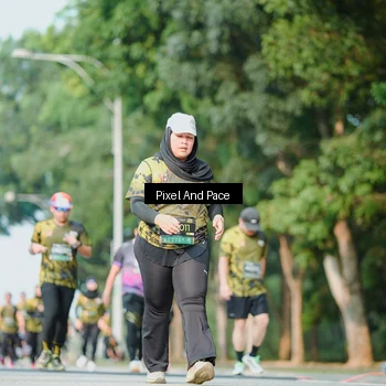 Runner Photo 6912107
